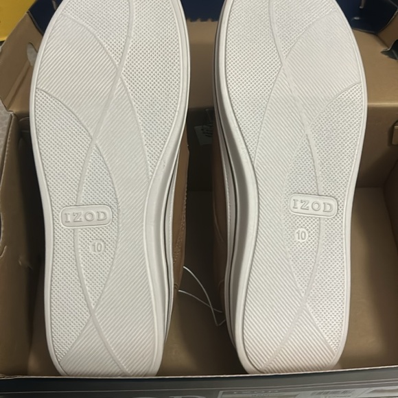 Izod Men’s Memory Foam Barlow Sneakers size 9.5, 10, 11 NWT - Picture 6 of 6